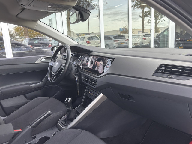 Volkswagen Polo 1.0 TSI Highline Business | Parkeer Sensoren | Stoelverwarming | Navi | Cruise