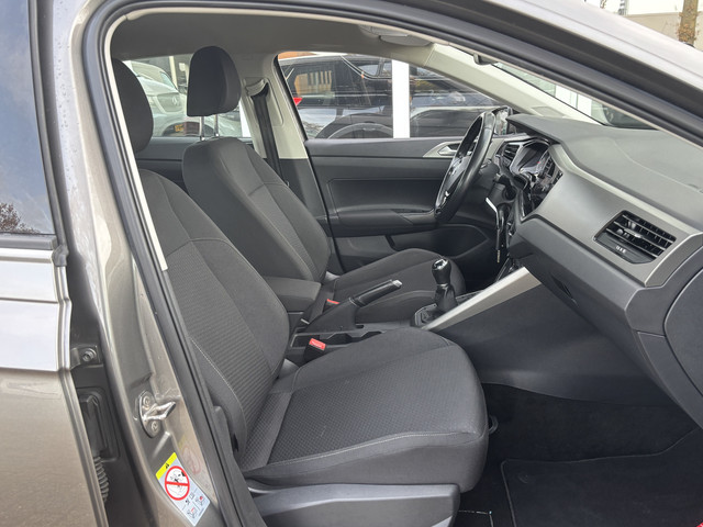 Volkswagen Polo 1.0 TSI Highline Business | Parkeer Sensoren | Stoelverwarming | Navi | Cruise