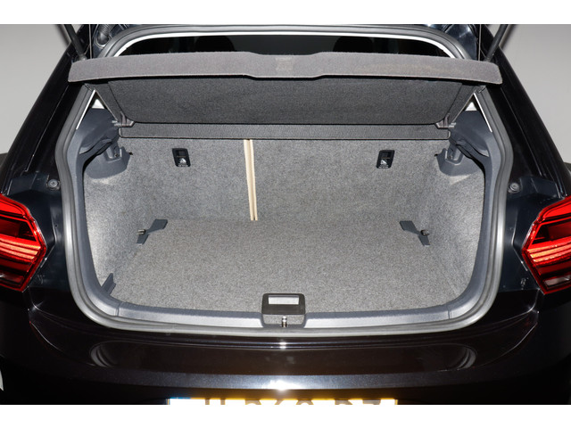 Volkswagen Polo 1.0TSI Highline Business R CARPLAY | LEDER | STOELVERW | ACC | NAVI | DAB | CLIMA | LMV 17''