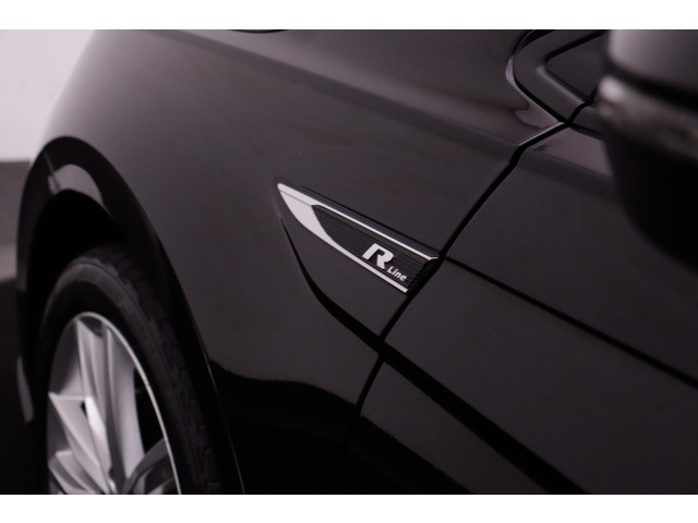 Volkswagen Polo 1.0TSI Highline Business R CARPLAY | LEDER | STOELVERW | ACC | NAVI | DAB | CLIMA | LMV 17''