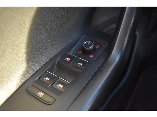 Volkswagen Polo 1.0 TSI R-Line Business | LED | Camera | Stoelverwarming |