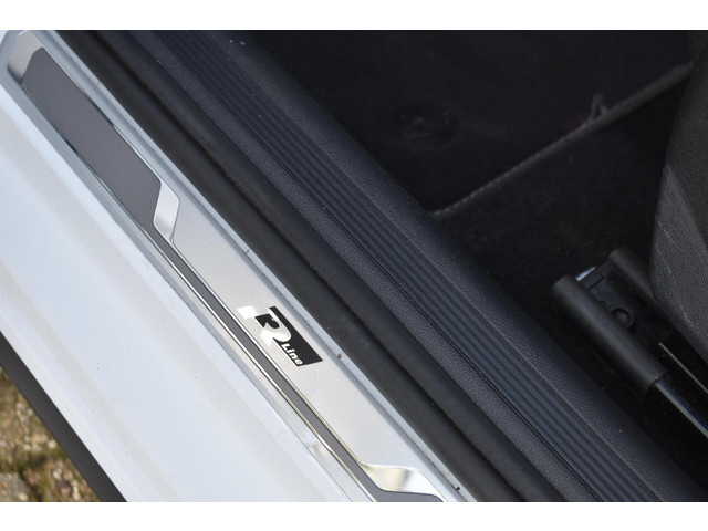 Volkswagen Polo 1.0 TSI R-Line Business | LED | Camera | Stoelverwarming |