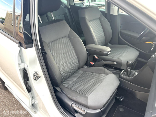 Volkswagen Polo 1.0 95PK BlueMotion Edition BLUETOOTH AIRCO CRUISE CONTROLE PRIVACY GLAS ZEER ZUINIG!!