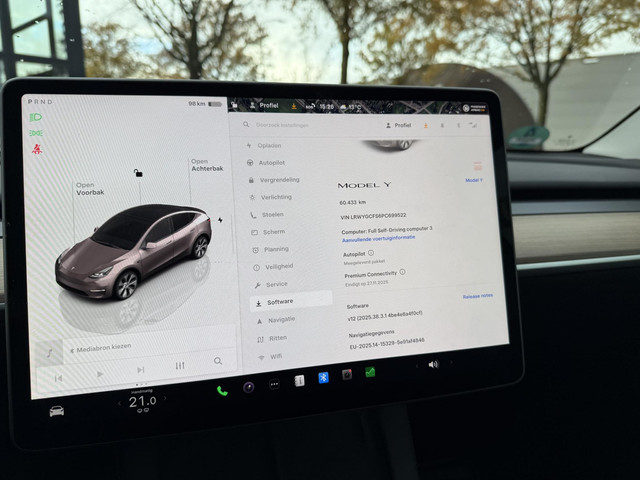 Tesla Model Y RWD 58 kWh AFNEEMBARE TREKHAAK| STOEL STUURVERW| AUTOPILOT| RIJKLAARPRIJS INCL. TESLA GARANTIE t m 03-2027 80.000km accu en aan