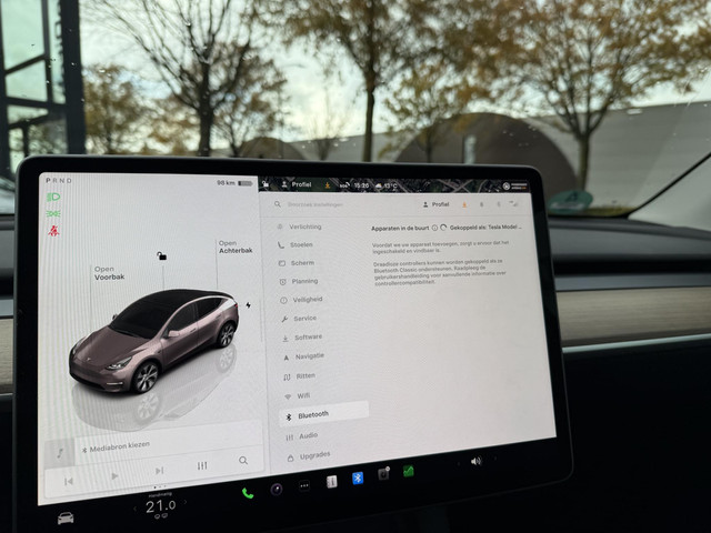 Tesla Model Y RWD 58 kWh AFNEEMBARE TREKHAAK| STOEL STUURVERW| AUTOPILOT| RIJKLAARPRIJS INCL. TESLA GARANTIE t m 03-2027 80.000km accu en aan