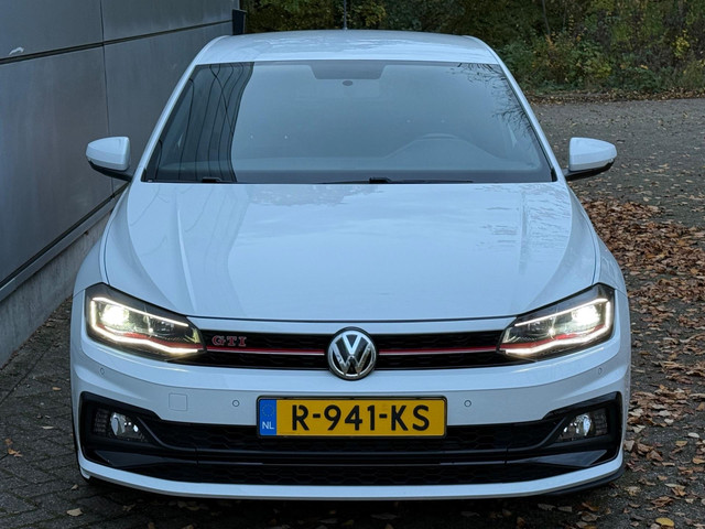 Volkswagen Polo 2.0 TSI GTI Beats |Carplay |Sfeer |Automaat |ACC |Stoelverw |Auto Park |Nap |Boekjes