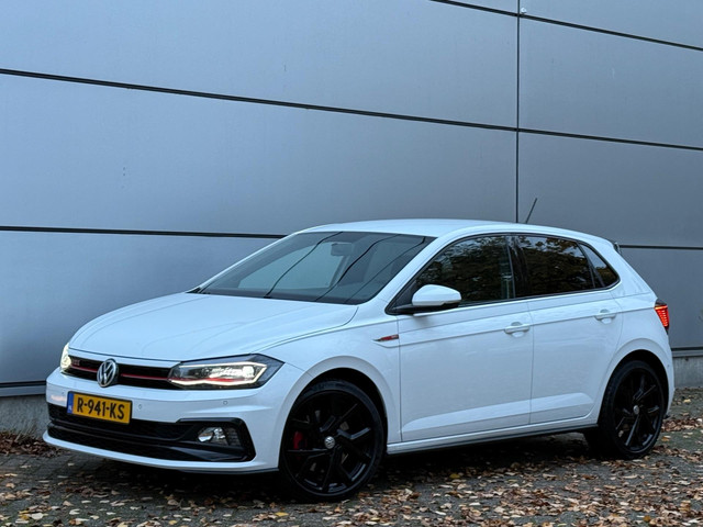 Volkswagen Polo 2.0 TSI GTI Beats |Carplay |Sfeer |Automaat |ACC |Stoelverw |Auto Park |Nap |Boekjes