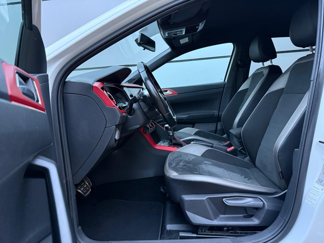 Volkswagen Polo 2.0 TSI GTI Beats |Carplay |Sfeer |Automaat |ACC |Stoelverw |Auto Park |Nap |Boekjes
