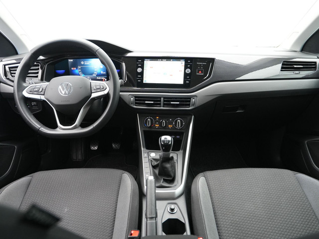 Volkswagen Polo 1.0 TSI 95pk Life Navigatie Camera Stoelverwarming Keyless 68