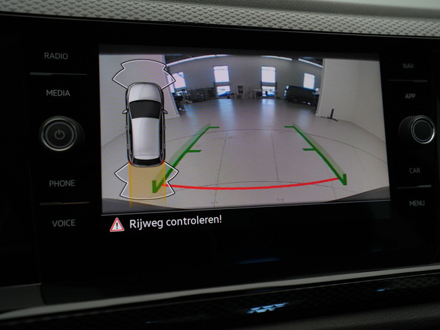 Volkswagen Polo 1.0 TSI 95pk Life Navigatie Camera Stoelverwarming Keyless 68