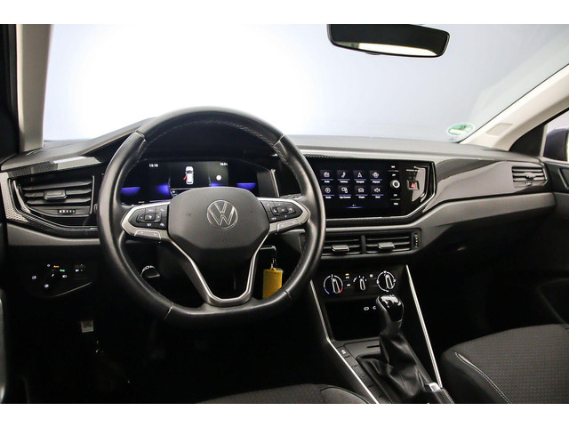 Volkswagen Polo Life 1.0 TSI 95pk Adaptive cruise control, Navigatie, LED koplampen, Airco, App connect, Bluetooth, DAB, Radio