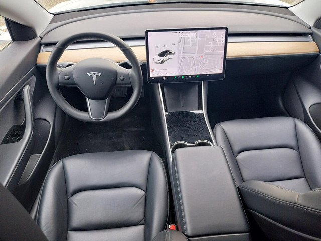 Tesla Model 3 Standard RWD Plus 60 kWh + FSD systeem | Navigatie | Panoramadak |