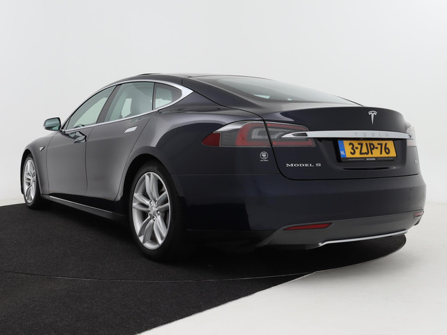 Tesla Model S 85 Base Lederen Bekleding, Panorama dak, Stoelverwarming, achteruitrijcamera.