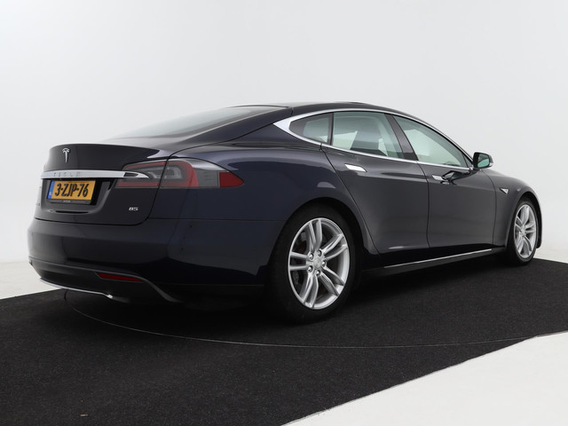 Tesla Model S 85 Base Lederen Bekleding, Panorama dak, Stoelverwarming, achteruitrijcamera.