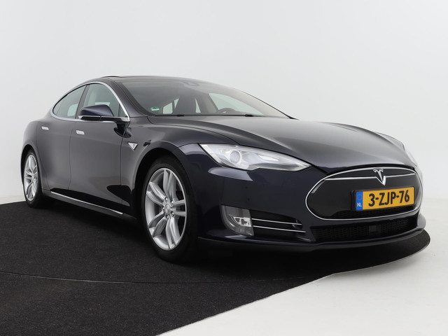tesla-model-s-85-base-lederen-bekleding--panorama-dak--stoelverwarming--achteruitrijcamera.