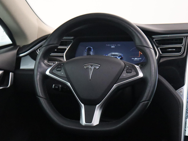 Tesla Model S 85 Base Lederen Bekleding, Panorama dak, Stoelverwarming, achteruitrijcamera.