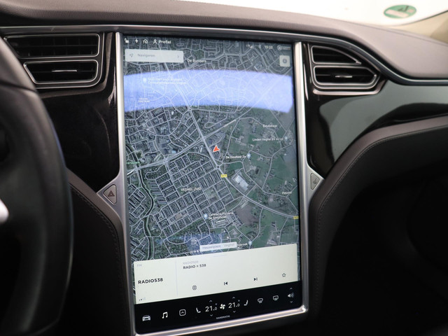 Tesla Model S 85 Base Lederen Bekleding, Panorama dak, Stoelverwarming, achteruitrijcamera.
