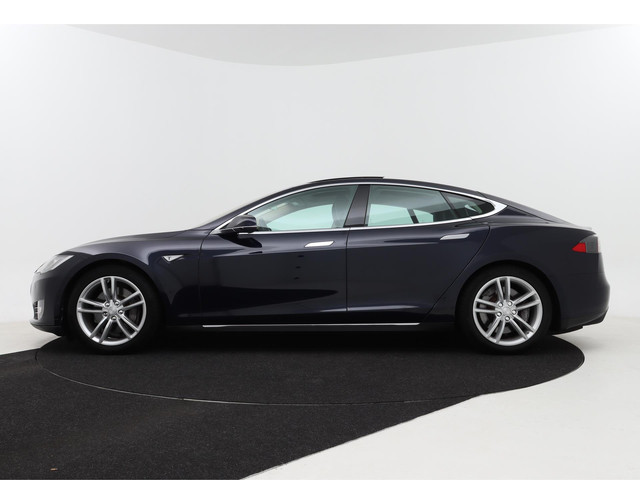 Tesla Model S 85 Base Lederen Bekleding, Panorama dak, Stoelverwarming, achteruitrijcamera.