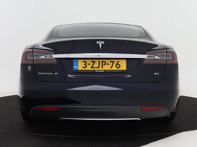 Tesla Model S 85 Base Lederen Bekleding, Panorama dak, Stoelverwarming, achteruitrijcamera.