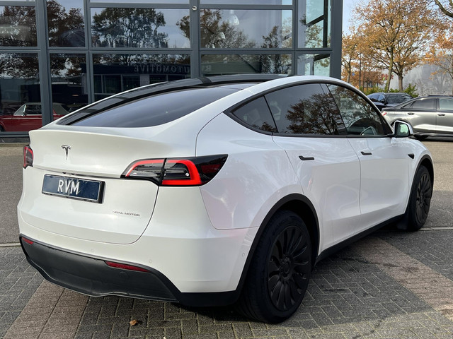 Tesla Model Y Long Range AWD 75 kWh | Enhanced Autopilot | Rijklaar geleverd | Stoel- & Stuurverwarming | Fabrieksgarantie tot 08-2026