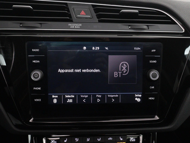 Volkswagen Touran 1.5 TSI Highline 7p Automaat | Panoramadak | Camera | Stoelverwarming | Trekhaak