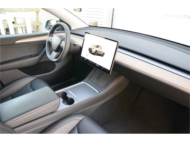 Tesla Model Y Long Range RWD 75 kWh WLTP 533km, AutoPilot4.0, BTW auto!