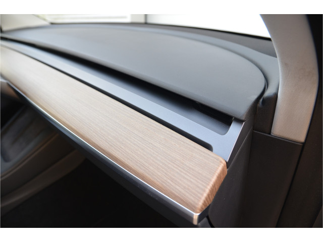 Tesla Model Y Long Range RWD 75 kWh WLTP 533km, AutoPilot4.0, BTW auto!