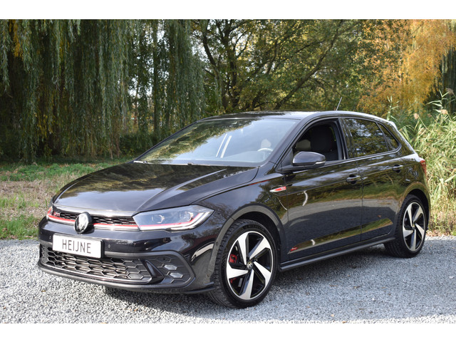 Volkswagen Polo 2.0 TSI GTI TSI 210PK DSG GTI-SPORT IQ-LIGHT PDC CARPLAY