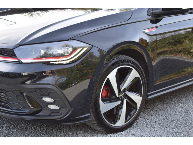 Volkswagen Polo 2.0 TSI GTI TSI 210PK DSG GTI-SPORT IQ-LIGHT PDC CARPLAY