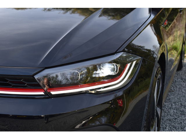 Volkswagen Polo 2.0 TSI GTI TSI 210PK DSG GTI-SPORT IQ-LIGHT PDC CARPLAY