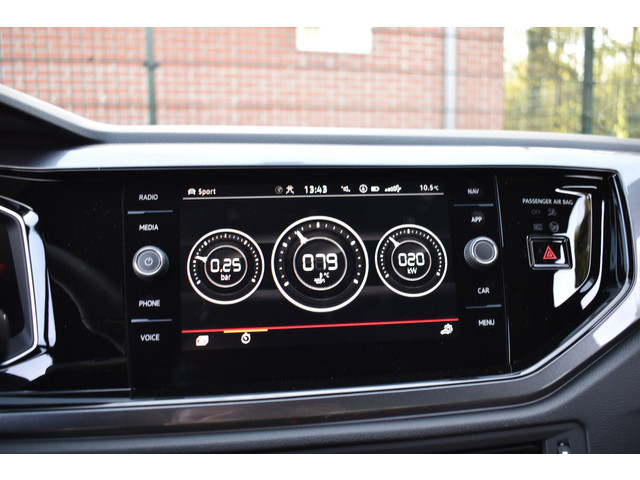 Volkswagen Polo 2.0 TSI GTI TSI 210PK DSG GTI-SPORT IQ-LIGHT PDC CARPLAY