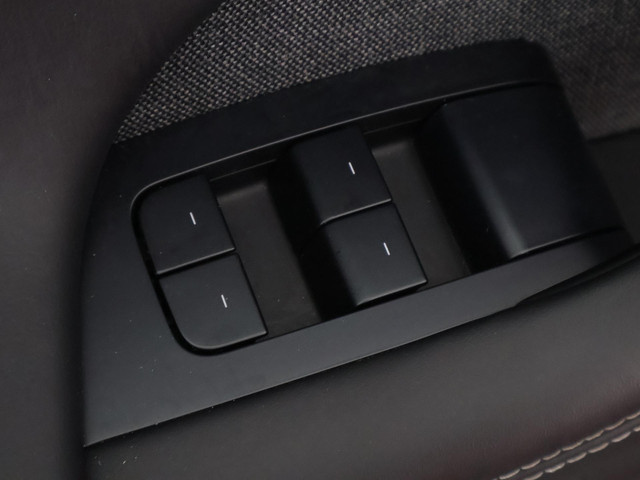 Tesla Model X Dual Motor AWD 100 kWh (670 PK!) | Navigatie | Leder | Stoelverwarming |