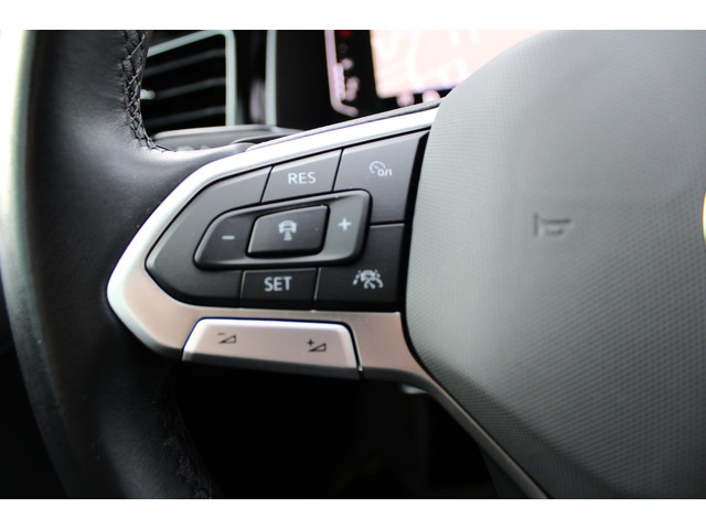 Volkswagen Polo 1.0 TSI HIGHLINE BUSINESS R | R-LINE | PANO | CAMERA | NAVI | VIRTUAL | FAB. GARANTIE | 1E EIG!