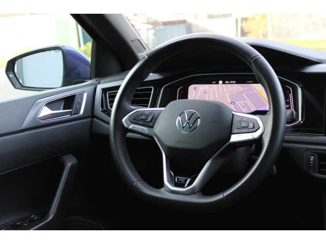 Volkswagen Polo 1.0 TSI HIGHLINE BUSINESS R | R-LINE | PANO | CAMERA | NAVI | VIRTUAL | FAB. GARANTIE | 1E EIG!