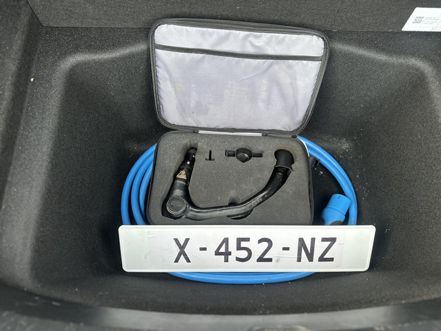 Tesla Model 3 Standard RWD Plus 60 kWh AUTOPILOT | AFNEEMBARE TREKHAAK | RIJKLAAR GELEVERD MET 12 MND BOVAG GARANTIE