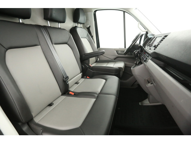 Volkswagen Crafter 2.0 TDI L3H3 | 177PK | 3500kg | Trekh | Aut. | Airco | 3-Zits | Cruise | Camera | Stoel Stuurverw. | Carplay | Parkeersens.