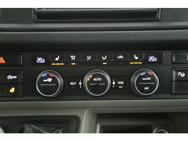 Volkswagen Crafter 2.0 TDI L3H3 | 177PK | 3500kg | Trekh | Aut. | Airco | 3-Zits | Cruise | Camera | Stoel Stuurverw. | Carplay | Parkeersens.