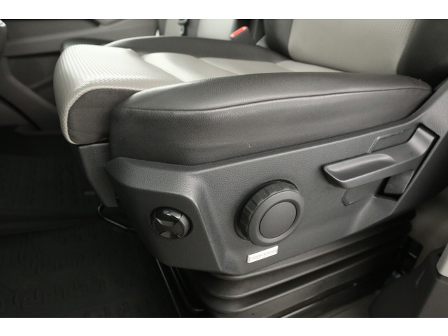 Volkswagen Crafter 2.0 TDI L3H3 | 177PK | 3500kg | Trekh | Aut. | Airco | 3-Zits | Cruise | Camera | Stoel Stuurverw. | Carplay | Parkeersens.