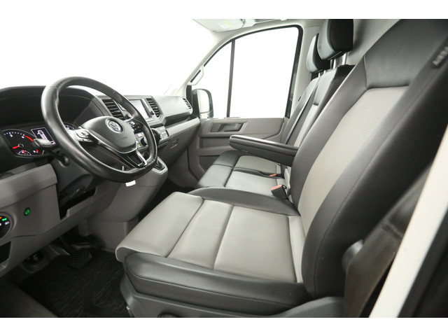 Volkswagen Crafter 2.0 TDI L3H3 | 177PK | 3500kg | Trekh | Aut. | Airco | 3-Zits | Cruise | Camera | Stoel Stuurverw. | Carplay | Parkeersens.