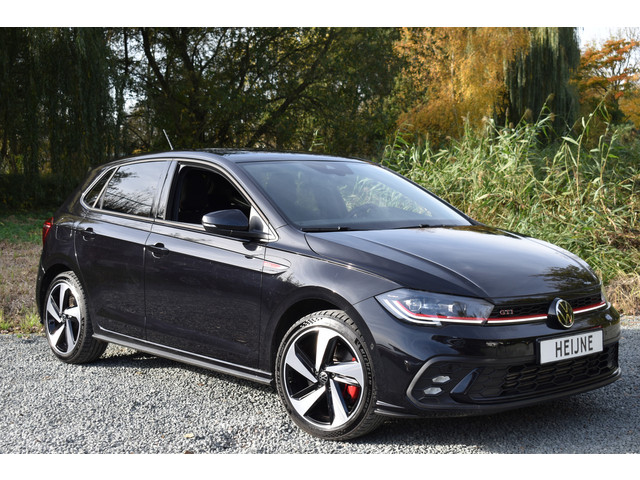 Volkswagen Polo 2.0 TSI GTI TSI 210PK DSG GTI-SPORT IQ-LIGHT PDC CARPLAY