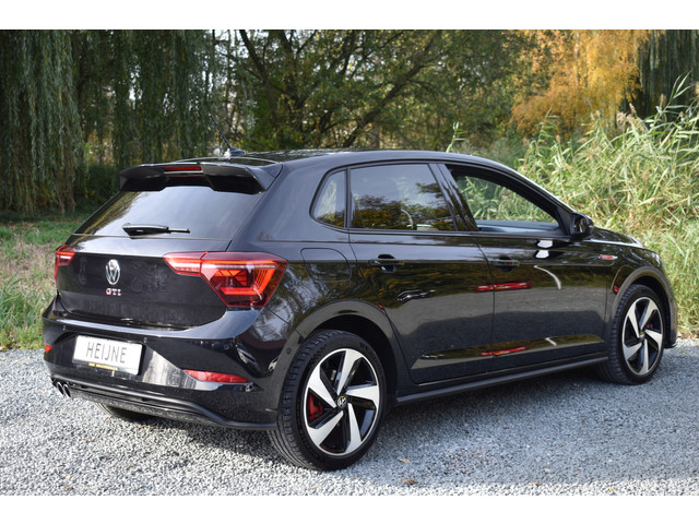Volkswagen Polo 2.0 TSI GTI TSI 210PK DSG GTI-SPORT IQ-LIGHT PDC CARPLAY
