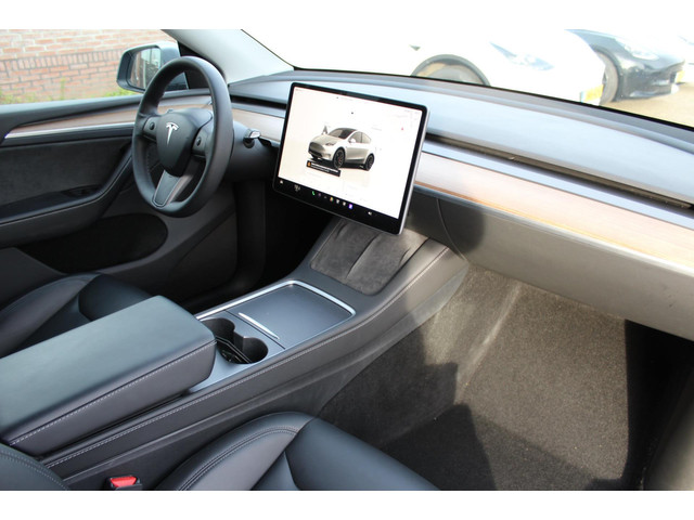 Tesla Model Y Performance AWD 75 kWh 456 PK 21 LMV PANODAK LEER 1e EIG