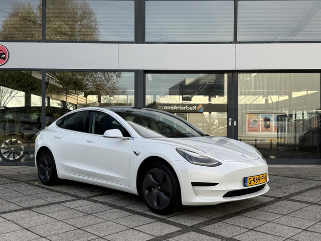 tesla-model-3-autr.-range-plus---autopilot---panorama---leder--