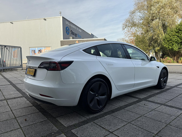 Tesla Model 3 Autr. Range Plus | Autopilot | Panorama | Leder |