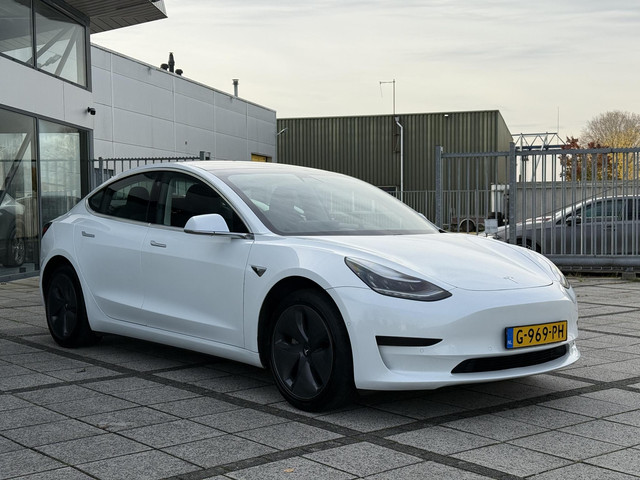 Tesla Model 3 Autr. Range Plus | Autopilot | Panorama | Leder |