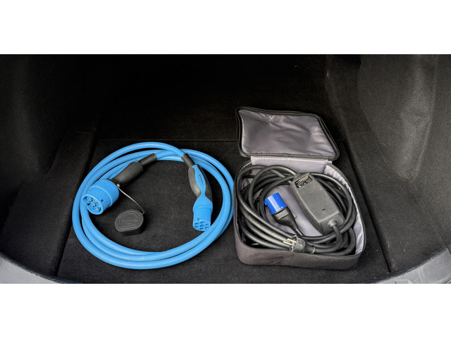 Tesla Model 3 Autr. Range Plus | Autopilot | Panorama | Leder |