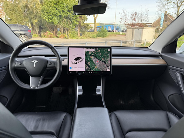 Tesla Model 3 Autr. Range Plus | Autopilot | Panorama | Leder |