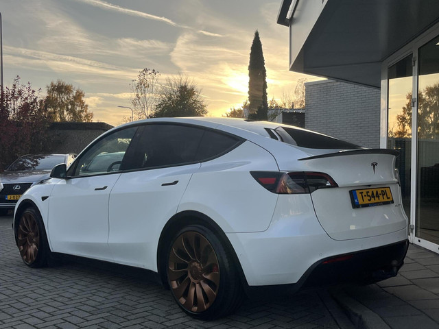 Tesla Model Y Performance AWD 75 kWh 462PK TREKHAAK+AUTOPILO