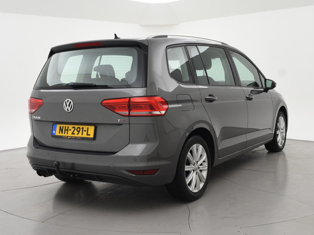 Volkswagen Touran 1.4 TSI 150 PK DSG AUT. 7-PERSOONS HIGHLINE + TREKHAAK | APPLE CARPLAY | STOELVERWARMING