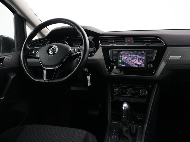 Volkswagen Touran 1.4 TSI 150 PK DSG AUT. 7-PERSOONS HIGHLINE + TREKHAAK | APPLE CARPLAY | STOELVERWARMING
